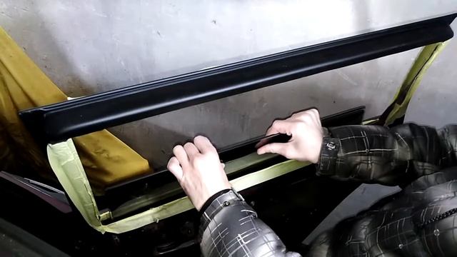 Как установить стекло задней боковой двери ВАЗ 2109-15. Два способа.