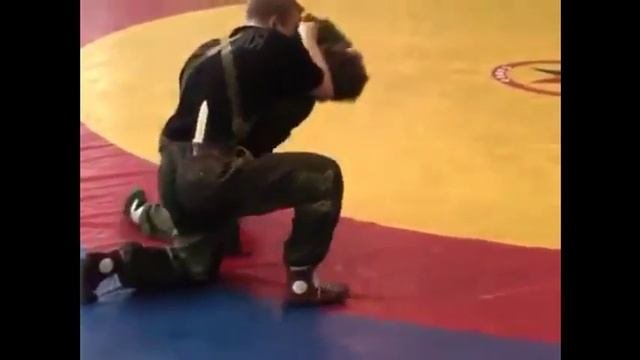 Защита от угрозы вооруженного преступника