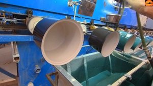 Захватывающий процесс изготовления кастрюль