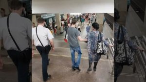 метро Новые Черемушки, на поезд посадки нет Москва