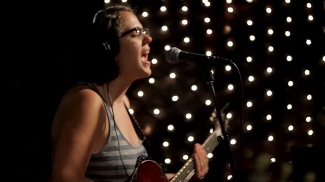 Sallie Ford & The Sound Outside - I Swear (Live on KEXP) смотреть онлайн