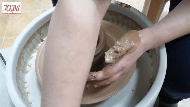 С пользой для души: мастер-класс по гончарному делу смотреть онлайн