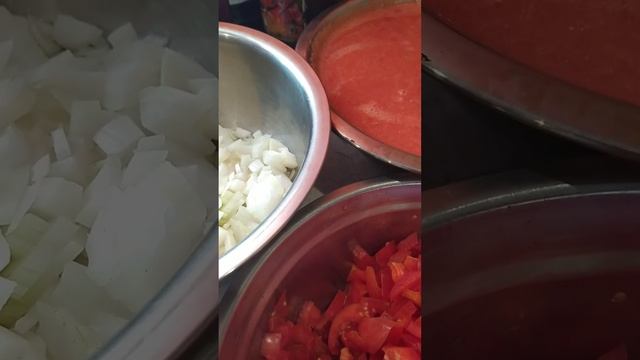 А он такой вкусный! АЛЁНКА -незаслуженно забытый салат со свеклой на зиму! Полезнее не бывает!