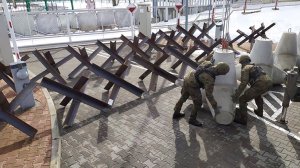 Польша устанавливает бетонные заграждения на границе с Беларусью