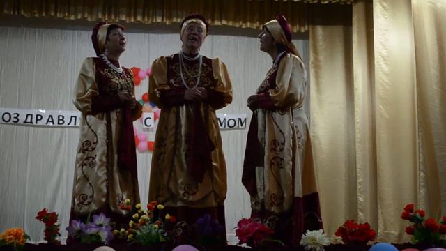 Ансамбль "Ивушка" - На городе верба рясна смотреть онлайн