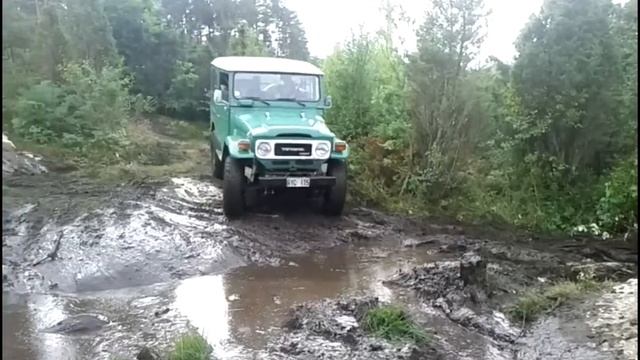BJ40 First time offroad смотреть онлайн