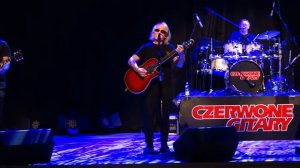 Czerwone Gitary " Biały krzyż " ( Live in Gdańsk 27-10-2020 )