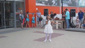 Эвелинка "Папа Ежик" (8 лет)
