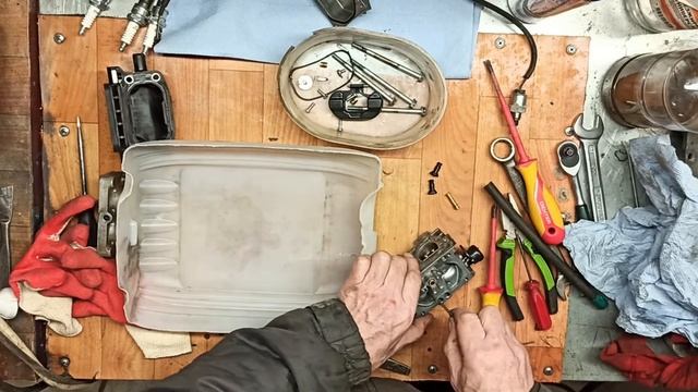 Снятие, чистка, регулировка карбюратора двигателей Honda GX670, GX620, GX630, Lifan смотреть онлайн