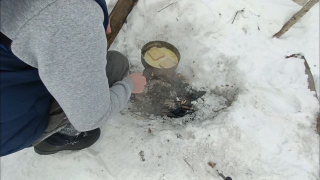 Готовлю на морозе #бушкрафт #готовлюобед #еда #вкусно #еданакостре