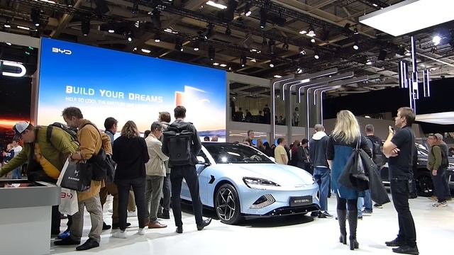 Электромобили BYD на Парижском автосалоне 2022. Новости электромобилей с автосалона в Париже 2022 смотреть онлайн