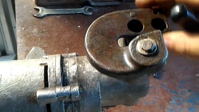 Лобзиковый станок из электроножниц.