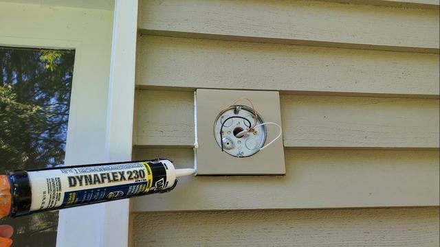 Back Yard Light Installation. Установка лампы на заднем дворе смотреть онлайн