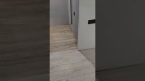 Как сделать переход из одного ламината на другой.