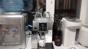 Кофемашина De Longhi ECAM 23 450 Капучино...