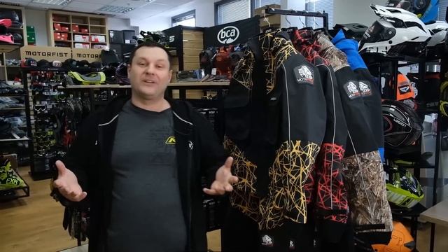 СНЕГОХОДНЫЙ КОСТЮМ ЗА 10 000 РУБЛЕЙ