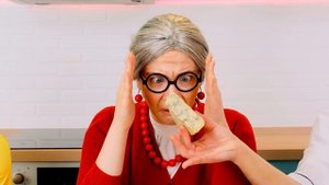 Кулинарный Челлендж: Я против Бабушки | Смешные cитуации от PaRaRa Challenge