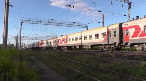 Тепловоз ТЭП70БС с пассажирским поездом Ижевск - Адлер