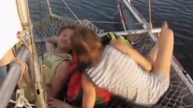 Зачем я здесь на берегу? смотреть онлайн