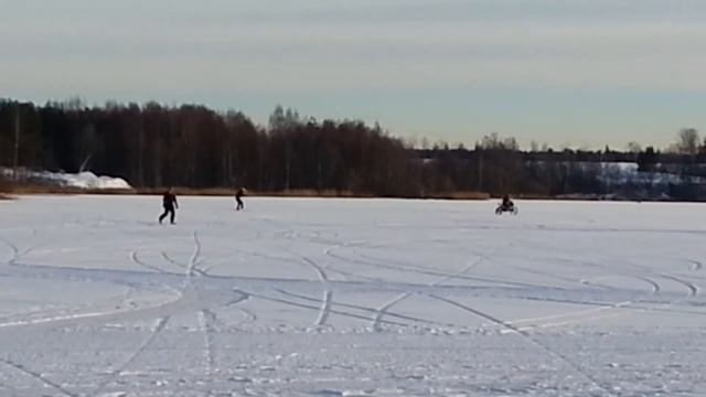 На лыжах за мотоциклом 7.01.2015 смотреть онлайн