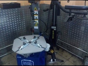 Шиномонтажный стенд NORDBERG 4640 (tyre changer NORDBERG 4640)