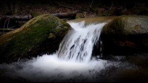 Успокаивающий шум воды для сна и медитации.