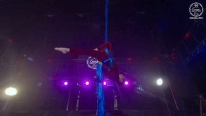 Анастасия Air - выступление на воздушных полотнах