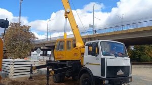 Автокран Ивановец КС-35715. Обзор.