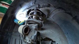 Camry 50. Highlander 50. Стук от отбойников передних амортизаторов.