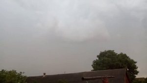 ГРОЗОВАЯ МОЛНИЯ попала В ДОМ! шок