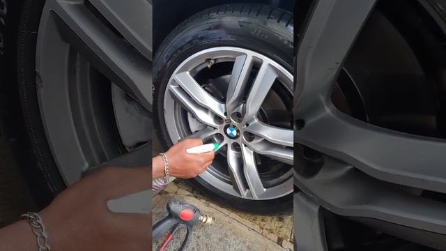 BMW X1 Alloy Wheels Cleaning | BMW X1 Foam Wash |