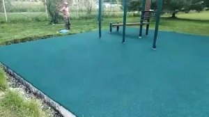 Резиновое покрытие настил для детских и спортивных площадок и для дворов частных домов цены под клю