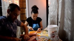 ТАКОГО МЯСА ВЫ ЕЩЕ НЕ ЕЛИ. СУПЕР РЕЦЕПТ КОЗЛЯТИНЫ В ДУХОВКЕ + САЛО ПО РЕЦЕПТУ МАМЫ (жизнь в деревне