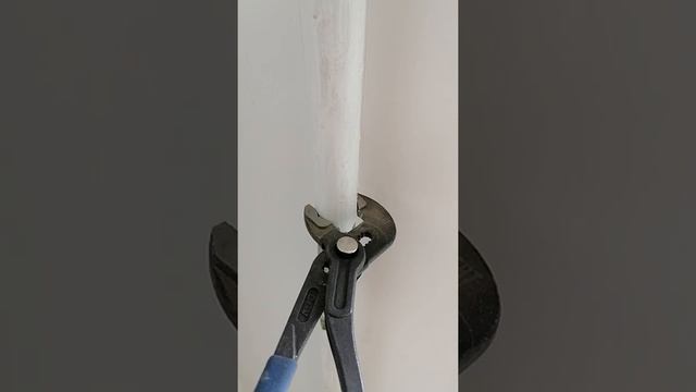 Как очистить трубу от старой маслянной краски. смотреть онлайн