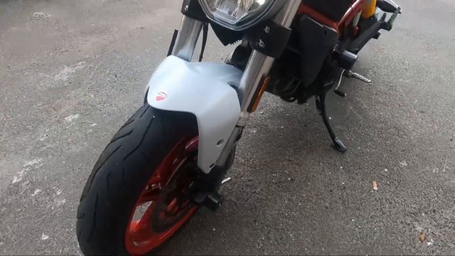 Ducati Monster 797+ LeoVince exhaust startup and revs смотреть онлайн
