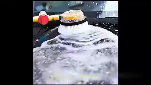 Щетка для мытья автомобиля. Полуавтоматическая с вращением на 360 градусов. смотреть онлайн