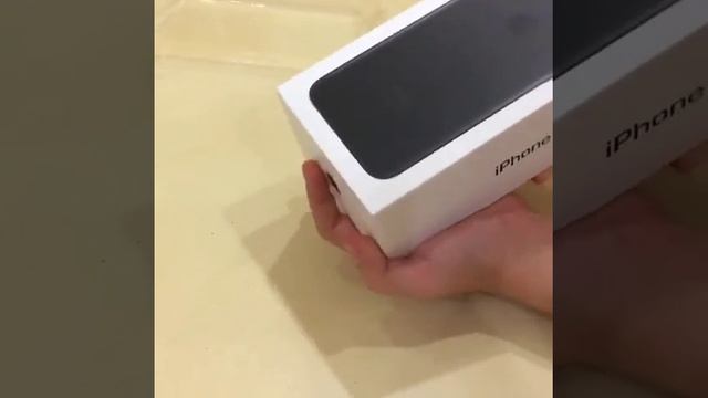 Открытие коробки iPhone 7 смотреть онлайн