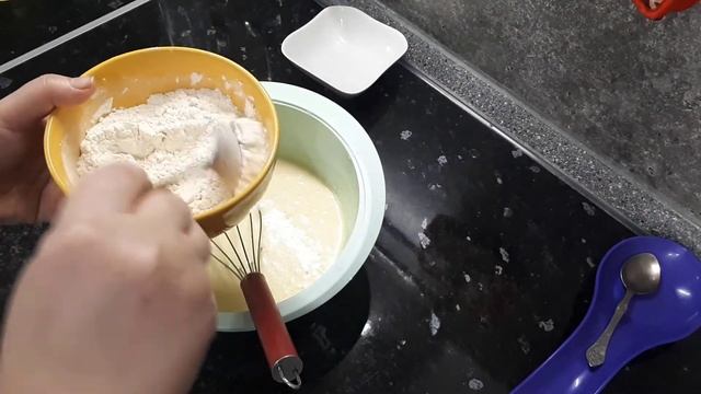 Манник на кефире с изюмом// #манникнакефире