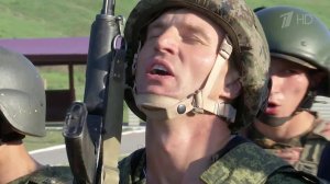 Лучшие бойцы Росгвардии со всей страны сдавали экзамен на право носить краповый берет