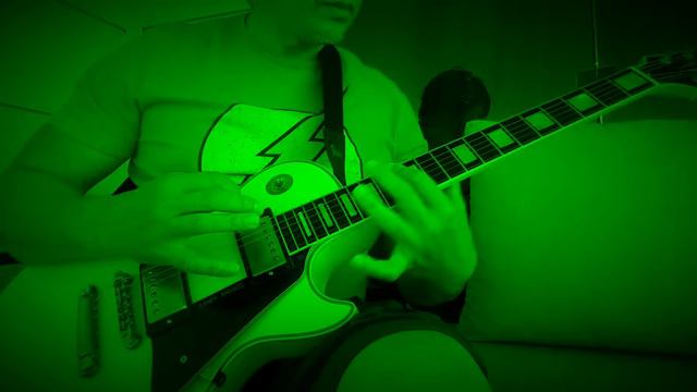 211002 Playing over a random rock backing track with my Gibson Randy Rhoads customshop. смотреть онлайн