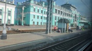 Прибытие на станцию Омск-Пассажирский из окна поезда №082И