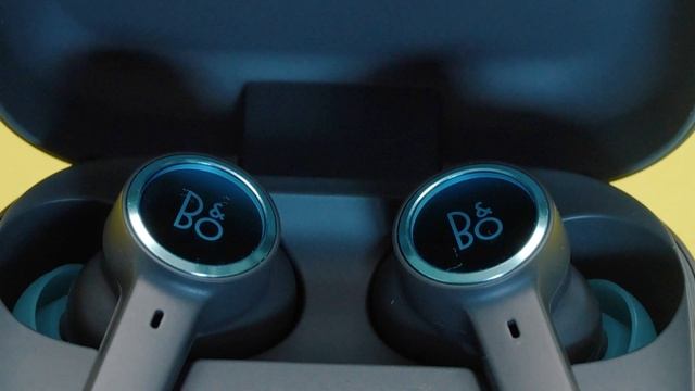 iPhone User Perspective | AirPods Pro 2 VS Beoplay EX смотреть онлайн