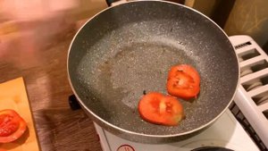 Вкусный омлет на сковороде. Необычный завтрак. Необычный омлет