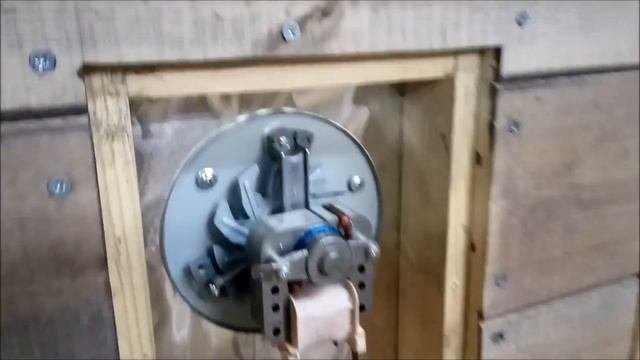 Мотор конвекции в коптильне