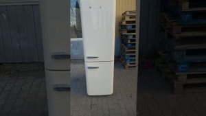 Бежевый холодильник Смег SMEG FAB32RCR5 А+++ No frost 2021 год