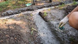 Строим дешёвый дом своими руками в Крыму | Заливаем фундамент |Переезд на юг | Two People 82