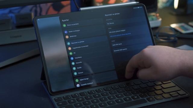 HUAWEI MATEPAD PRO 12.6 ALINIR MI? - PEKİ IPAD PRO'YA RAKİP OLABİLİR Mİ? смотреть онлайн