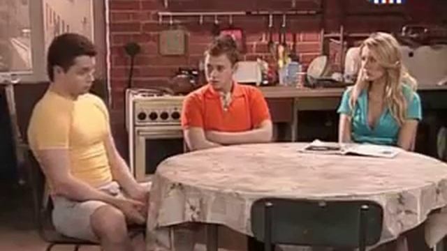 Универ. Кузя: Мне надо в Татарстан, а загранпаспорта нет))) смотреть онлайн