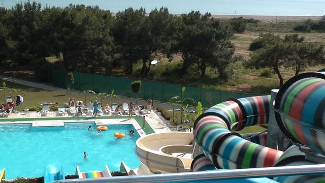 Водные горки смотреть онлайн