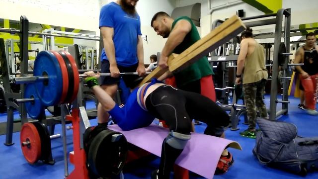 5 Жим на 8 см 2 подход 210х1 смотреть онлайн